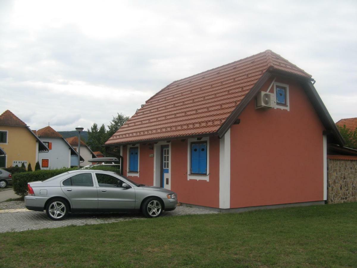 Krško Apartma Geoteh Terme Catez 6032ヴィラ エクステリア 写真